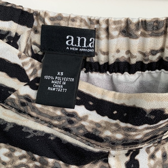 A.N.A Skirt - Picture 7 of 8